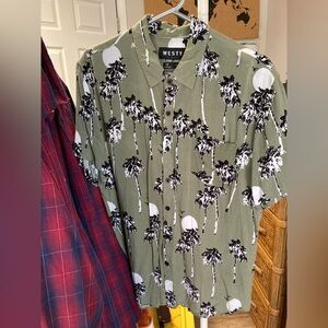 Westy Men’s L Casual Beachy Shirt
